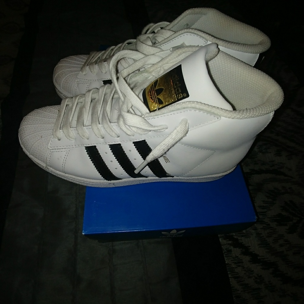 Mid-top ADIDAS - Picture 3 of 5
